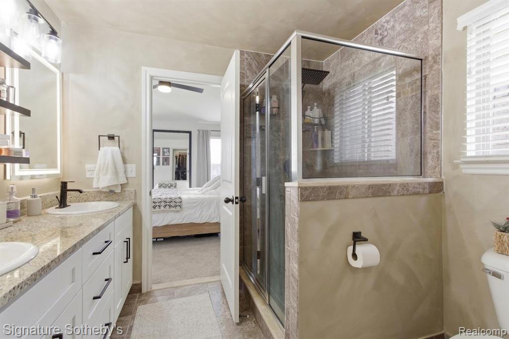 5735 Gregory Drive, Utica, MI 48317 — Photo 21