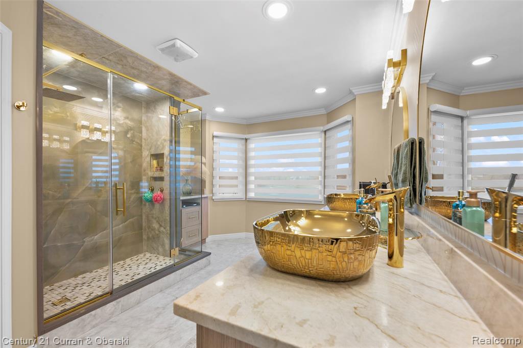 18091 Peninsula Way, Northville, MI 48168 — Photo 37