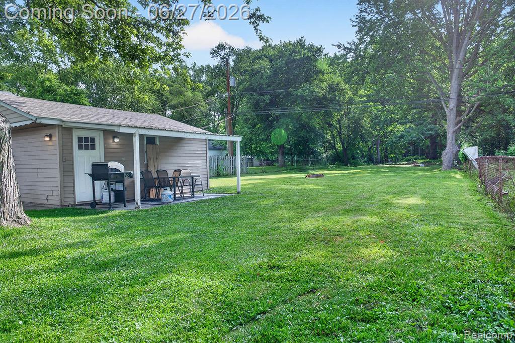 7715 Beech Daly Road, Taylor, MI 48180 — Photo 8