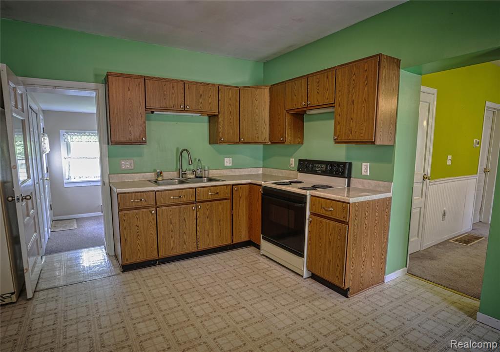 7095 McMorran, Brown, MI 48416 — Photo 8
