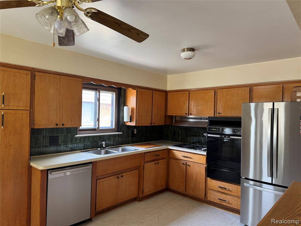 6604 Colonial Street, Dearborn Heights, MI 48127 — Photo 5
