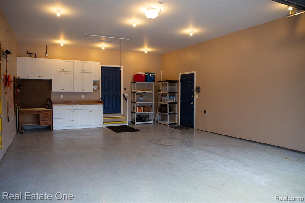 906 W PENINSULA, Oxford, MI 48371 — Photo 31