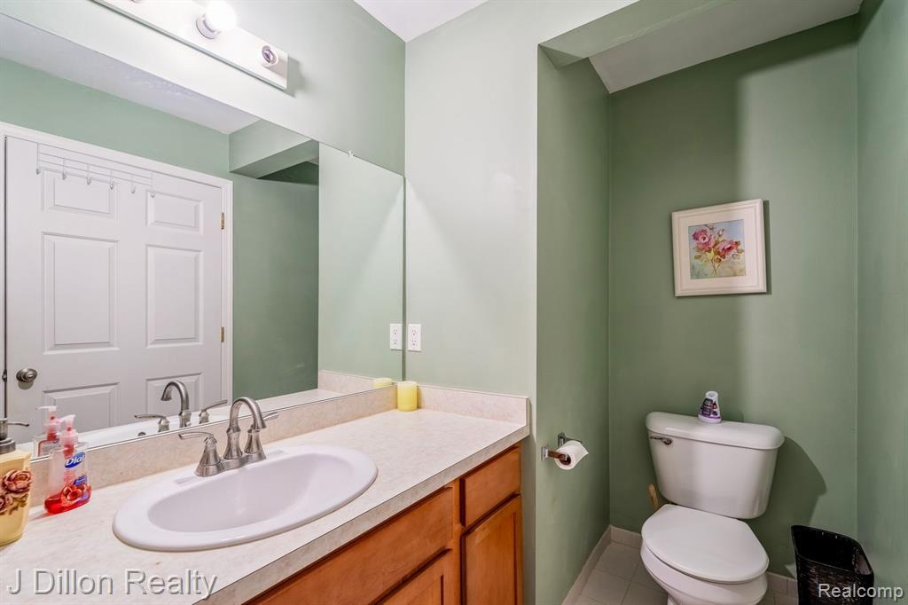 4275 DEESIDE Drive, Brighton, MI 48116 — Photo 16