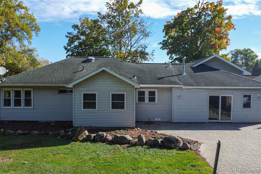 111 N Ann Street, Byron, MI 48418 — Photo 22