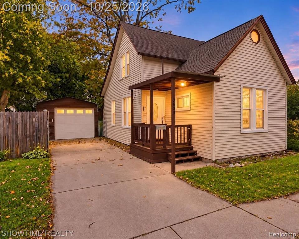 2533 Armour Street, Port Huron, MI 48060