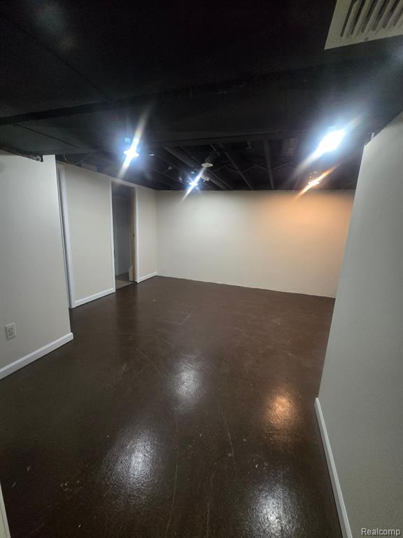 8970 GLASGOW Drive, White Lake, MI — Photo 11