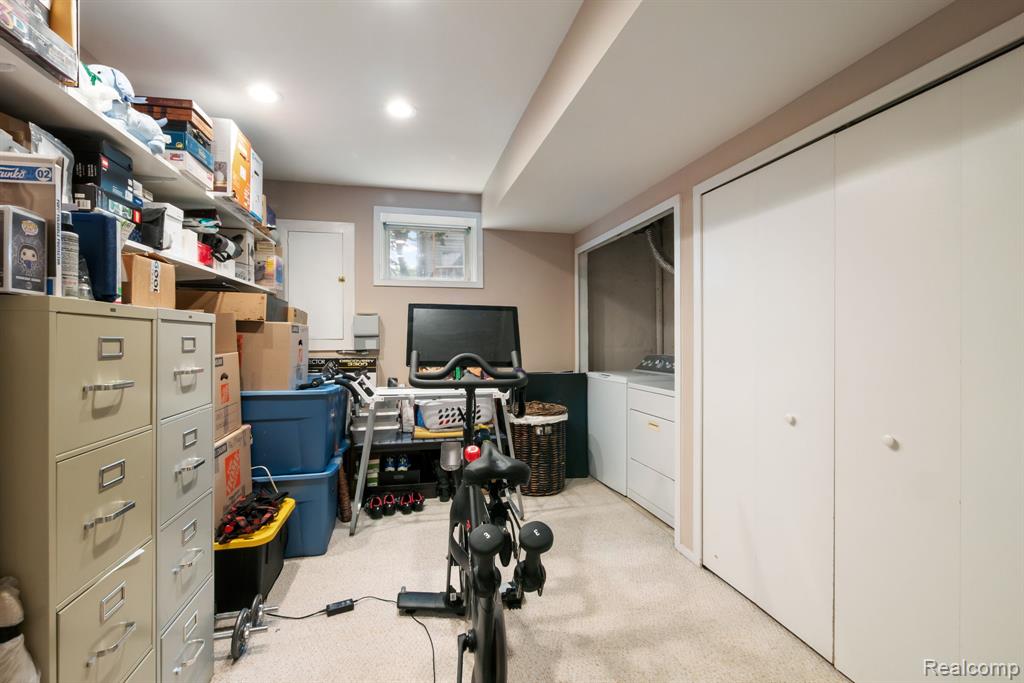 5775 Eastman Boulevard, West Bloomfield, MI 48323 — Photo 41