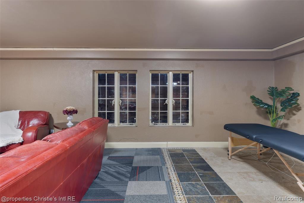 19435 Shrewsbury Road, Detroit, MI 48221 — Photo 63