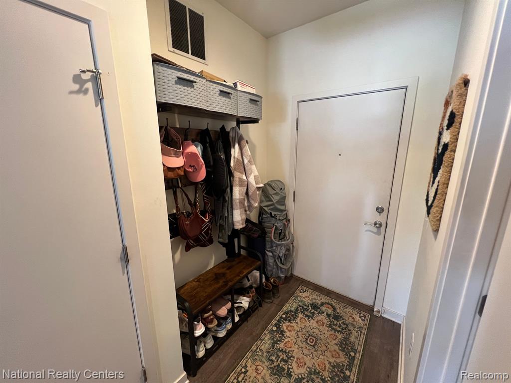 600 Douglas Street NW, 612C, Grand Rapids, MI 49504 — Photo 16