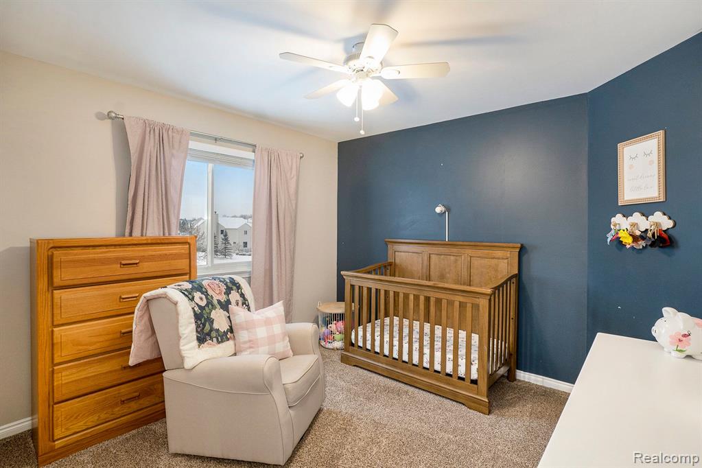 9447 APPLE Court, Fenton, MI 48430 — Photo 17