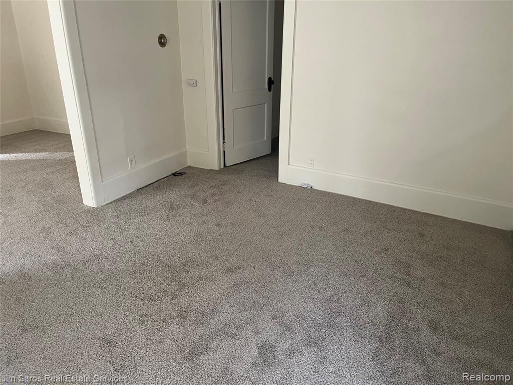 509 SAINT CLAIR, Grosse Pointe, MI 48230 — Photo 2