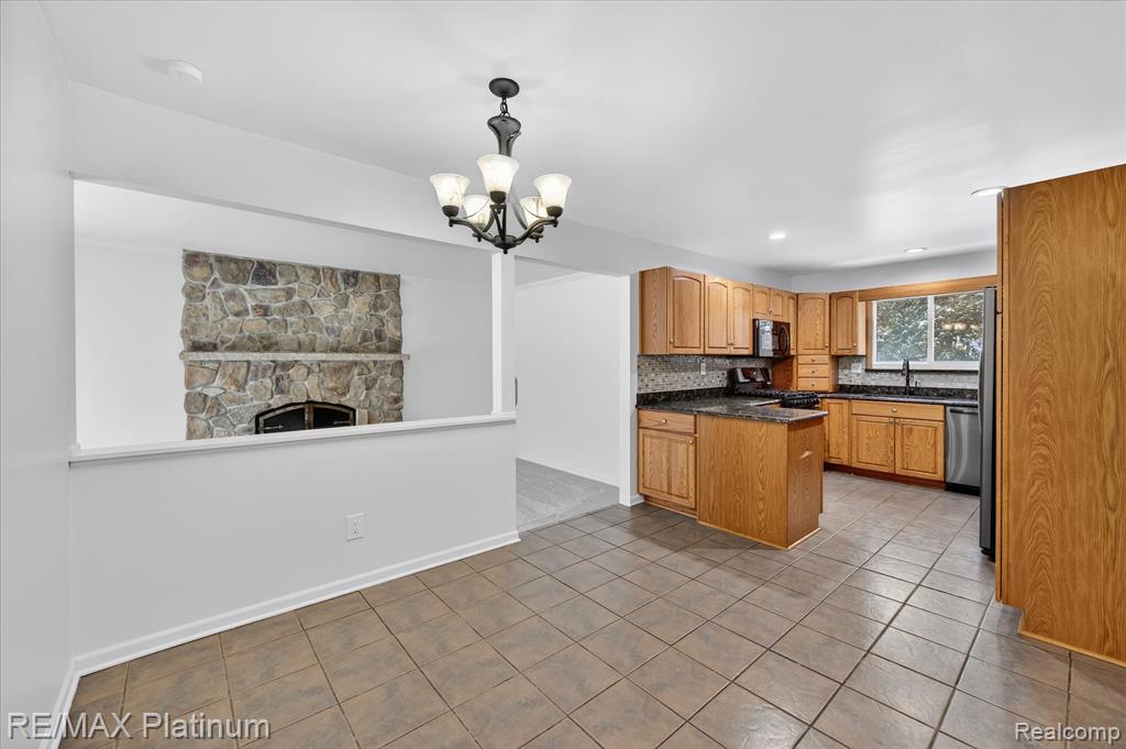 6550 Berrywood Drive, Brighton, MI 48116 — Photo 5