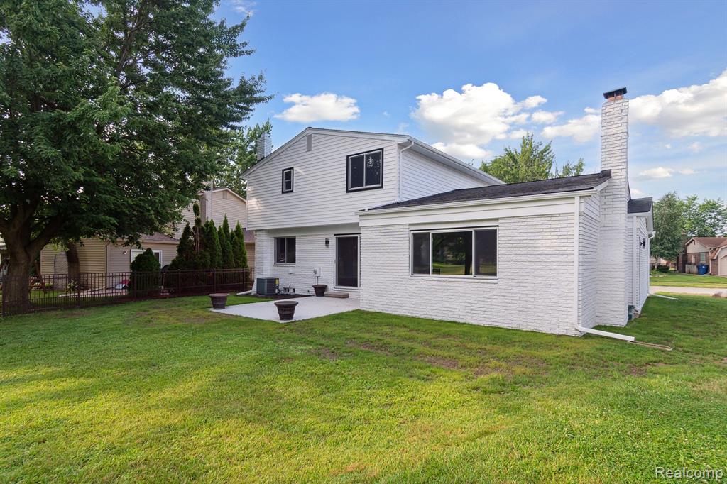 6879 Brookshire Drive, Canton, MI 48187 — Photo 47