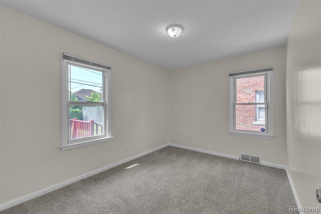 8310 Sirron Street, Detroit, MI 48234 — Photo 23