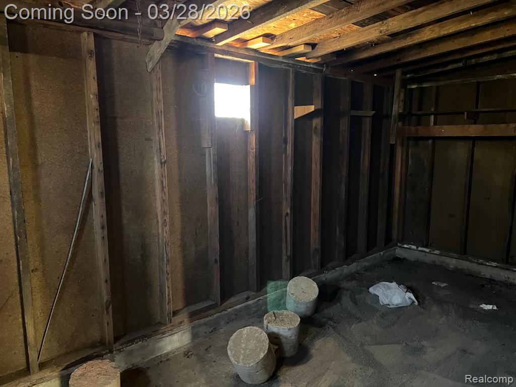 2 Maple Street, Oxford, MI 48371 — Photo 25