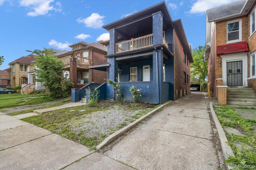 2256 W Philadelphia Street - Photo 2