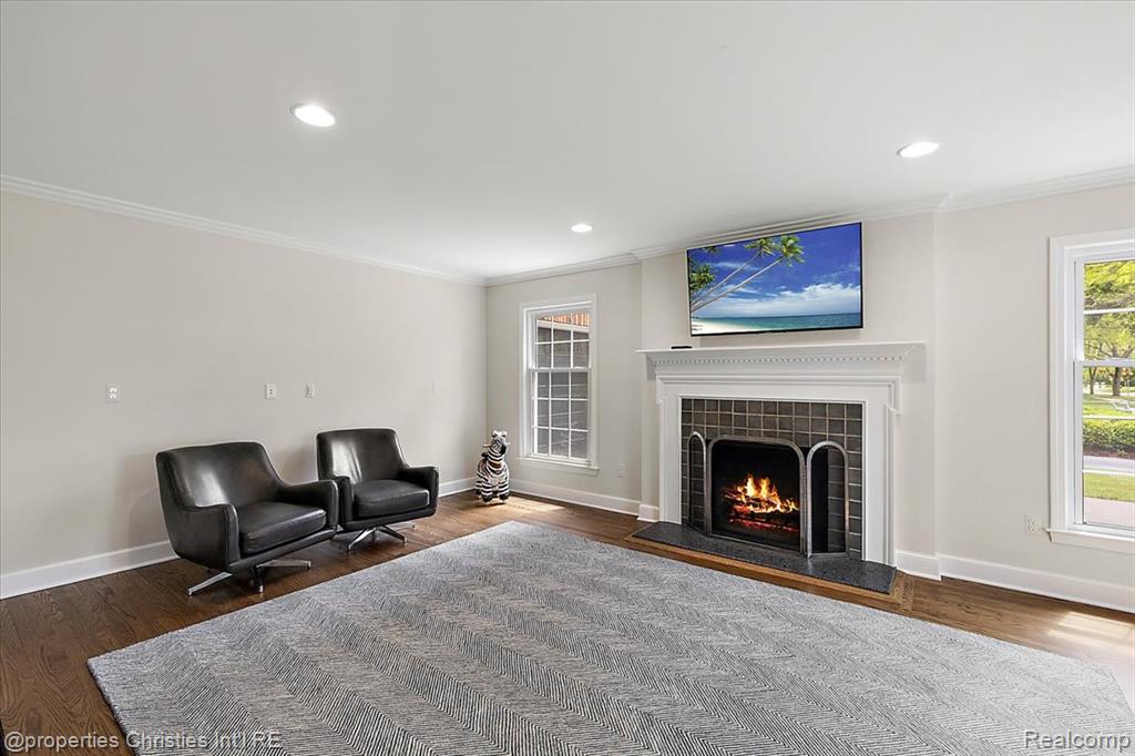 586 Fairfax Street, Birmingham, MI 48009 — Photo 31