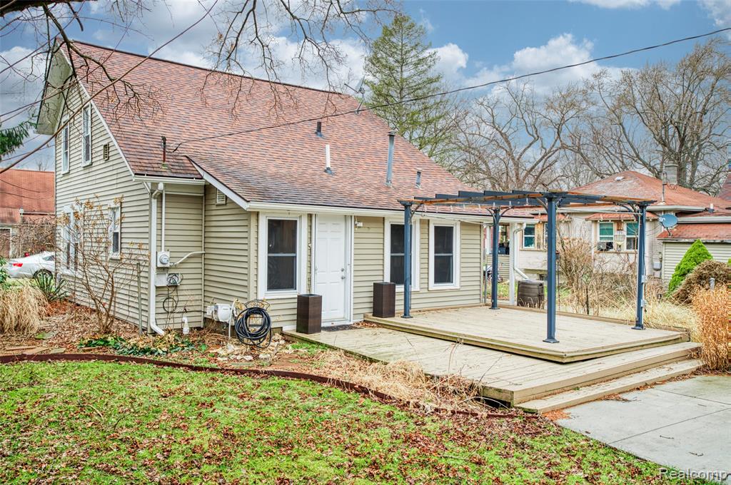 407 S Cedar Street, Williamston, MI 48895 — Photo 24