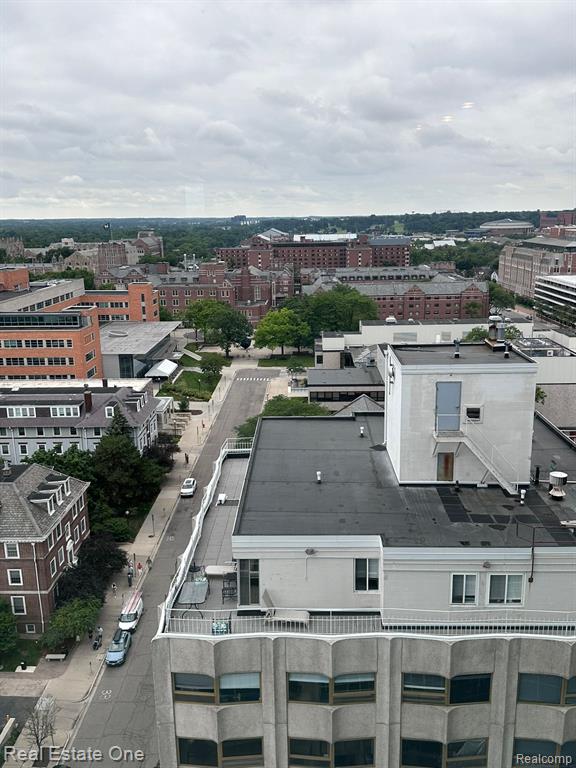 555 E WILLIAM Street, Ann Arbor, MI 48104 — Photo 15