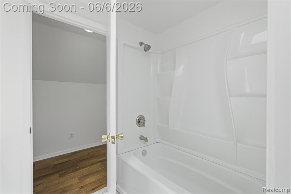 7060 Sheldon Road, Whitmore Lake, MI 48189 — Photo 32