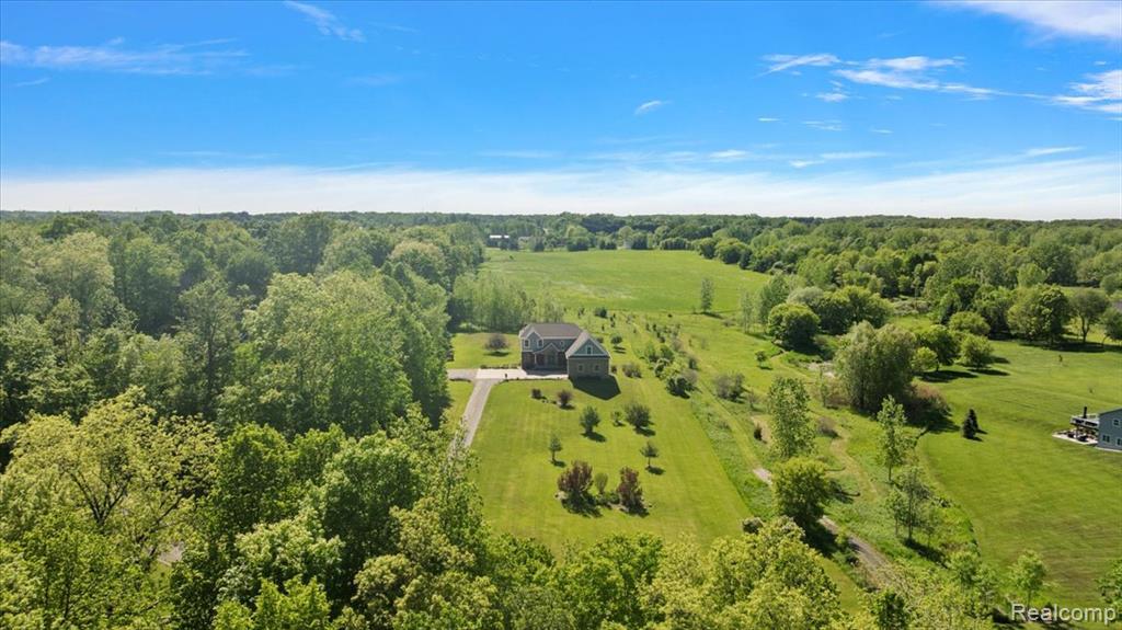 5035 Hidden Ridge Drive, Metamora, MI 48455 — Photo 4