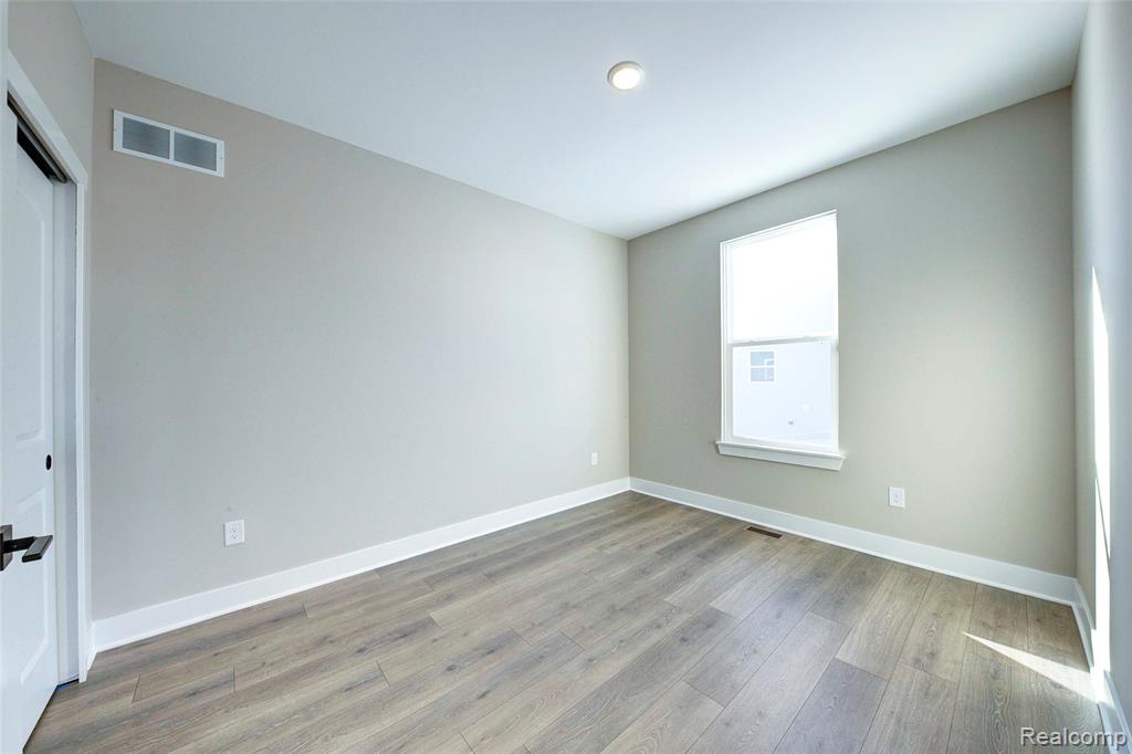 620 Birkdale Lane, Howell, MI 48843 — Photo 17