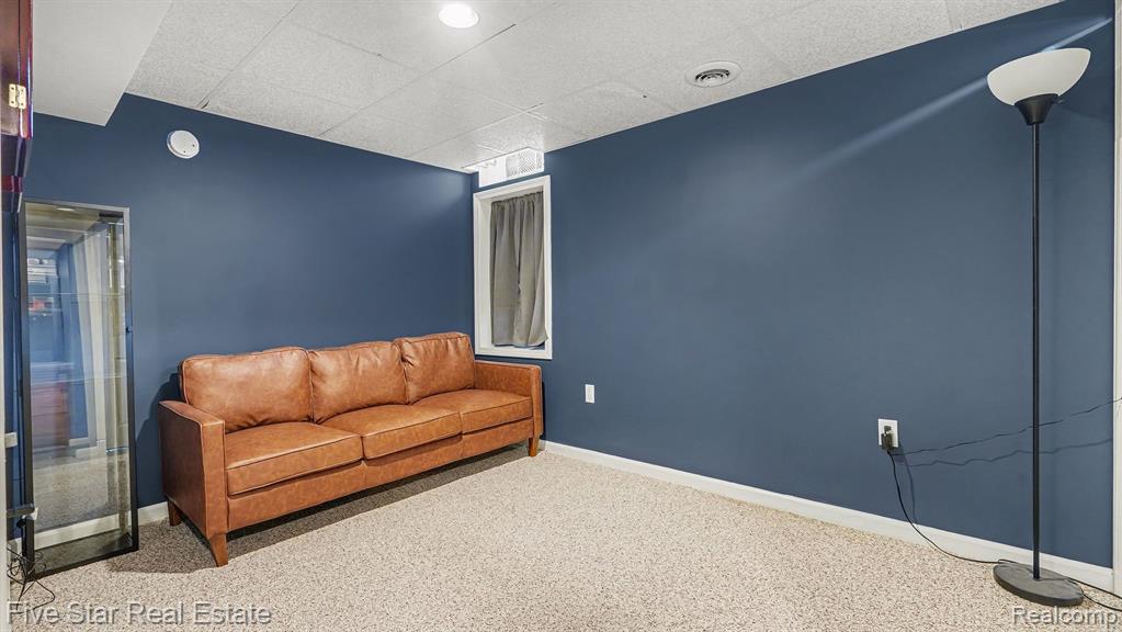 44089 Candlewood Drive, Canton, MI 48187 — Photo 25
