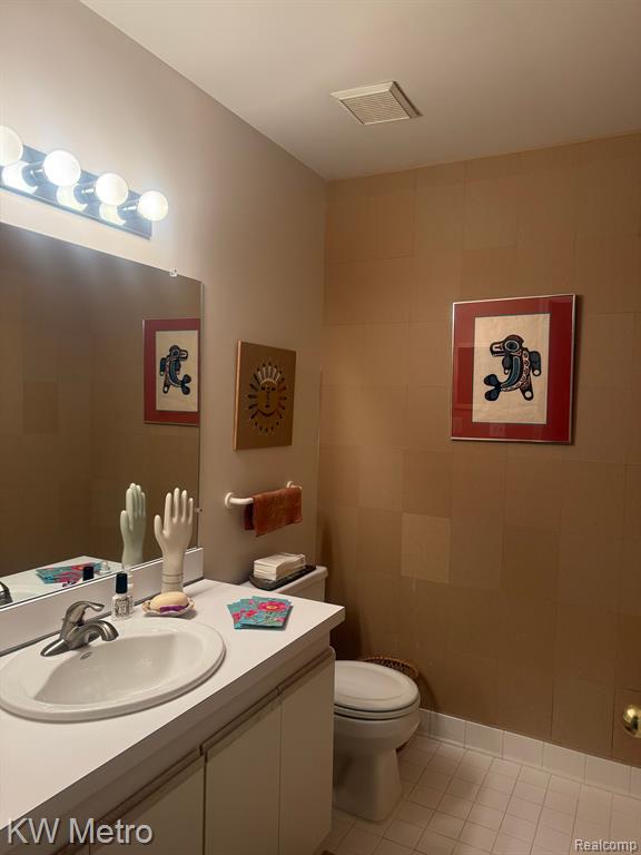 6868 TANGLE WOOD, Waterford, MI 48327 — Photo 8