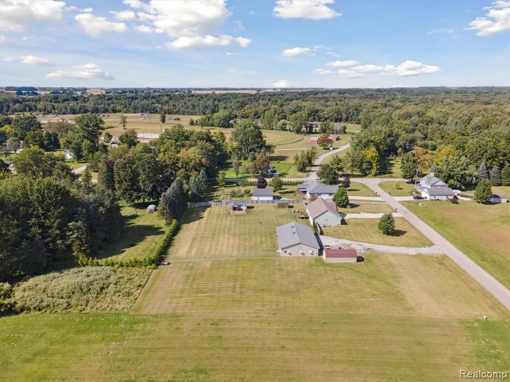 725 Alexander Lane, Vassar, MI 48768 — Photo 41
