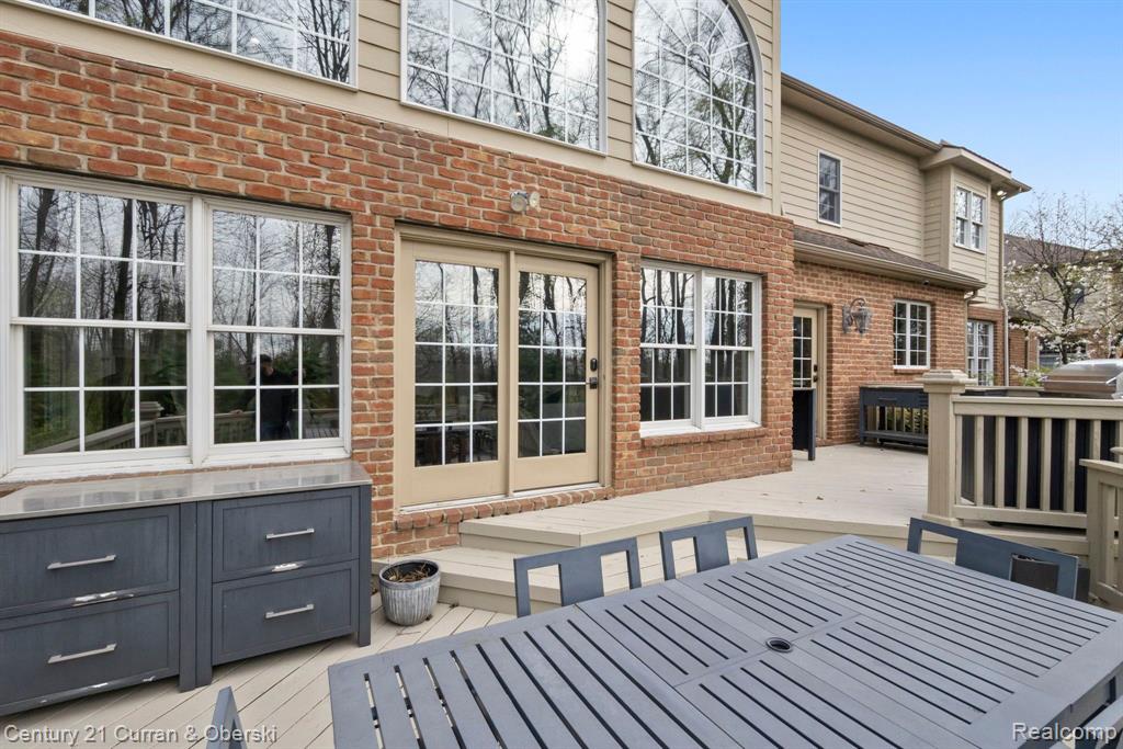 45471 TOURNAMENT Drive, Northville, MI 48168 — Photo 49