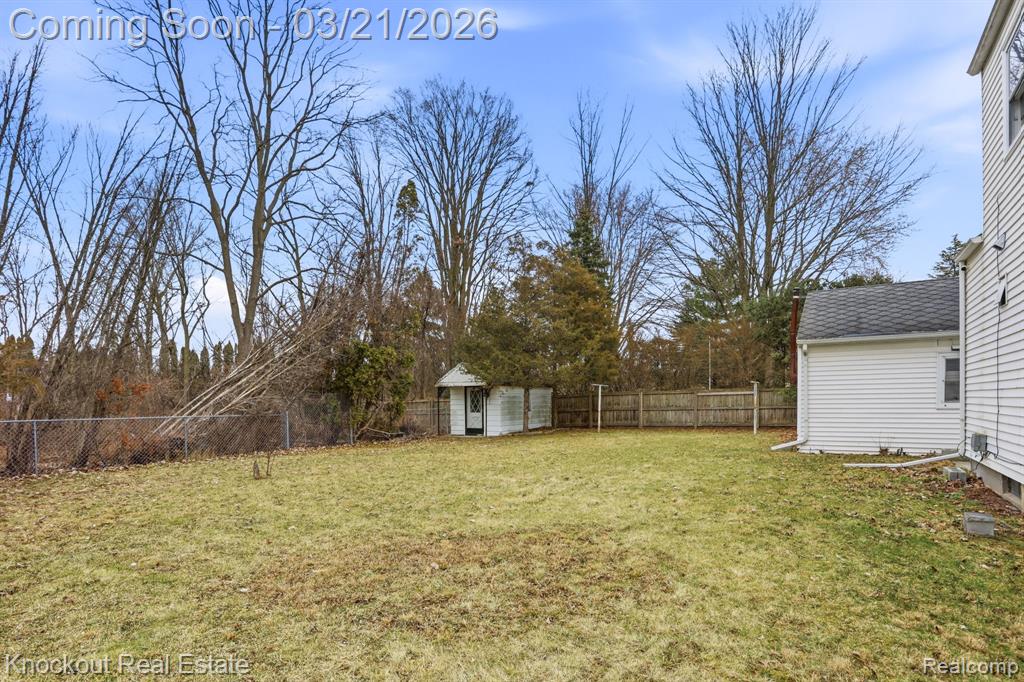 1060 Cross Street, Saginaw, MI 48602 — Photo 34