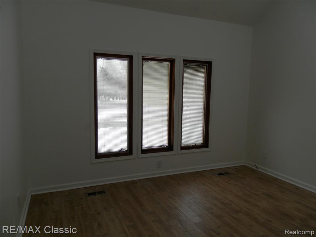 41345 Singh Boulevard, Novi, MI — Photo 6