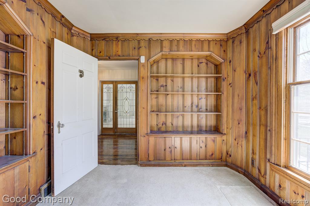 20 OXFORD Boulevard, Pleasant Ridge, MI — Photo 26