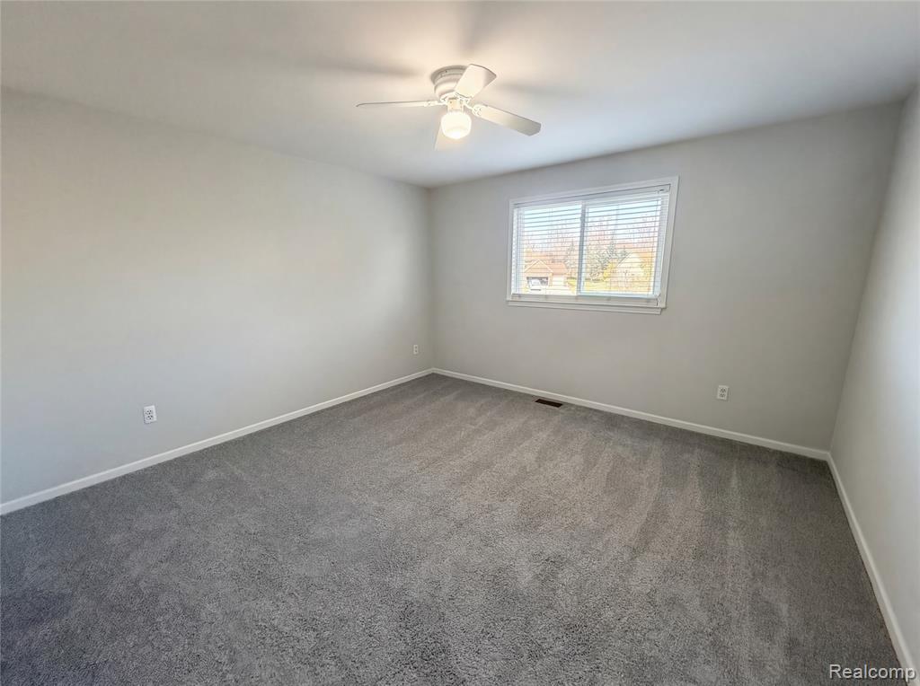143 Easton Drive, South Lyon, MI 48178 — Photo 23