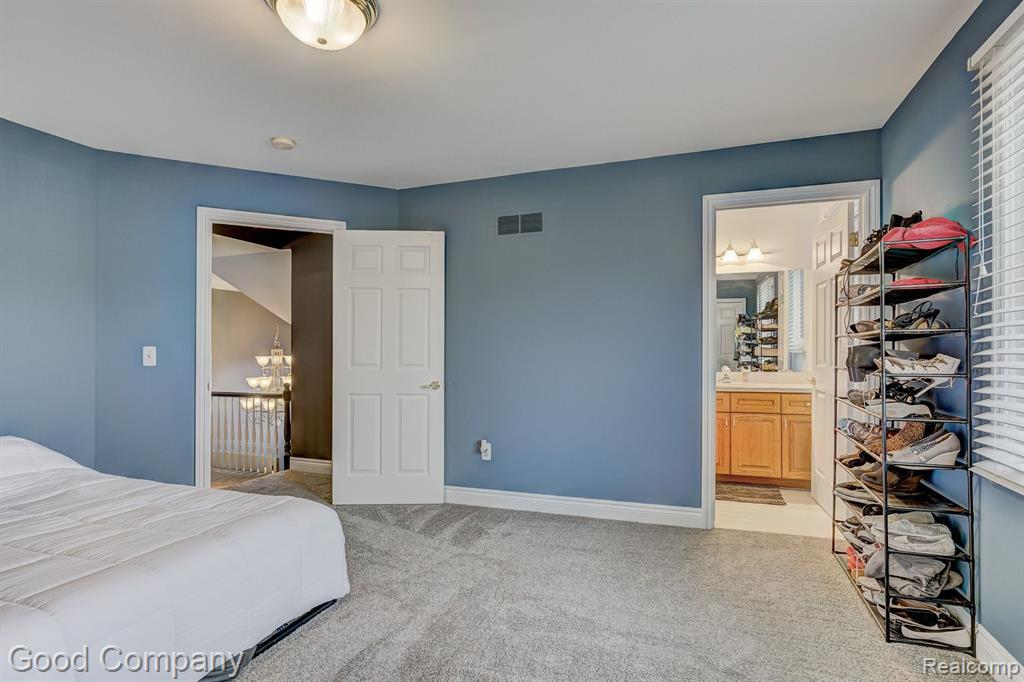 55195 WHITNEY Drive, Shelby Twp, MI 48315 — Photo 46