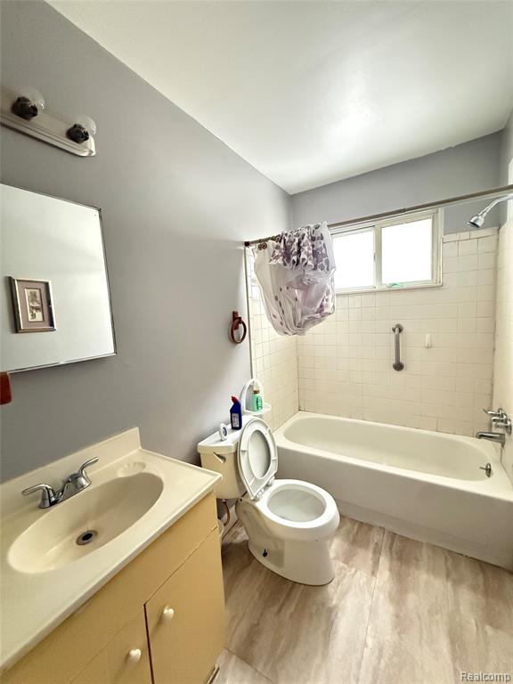 8030 Jewett Avenue, Warren, MI 48089 — Photo 8