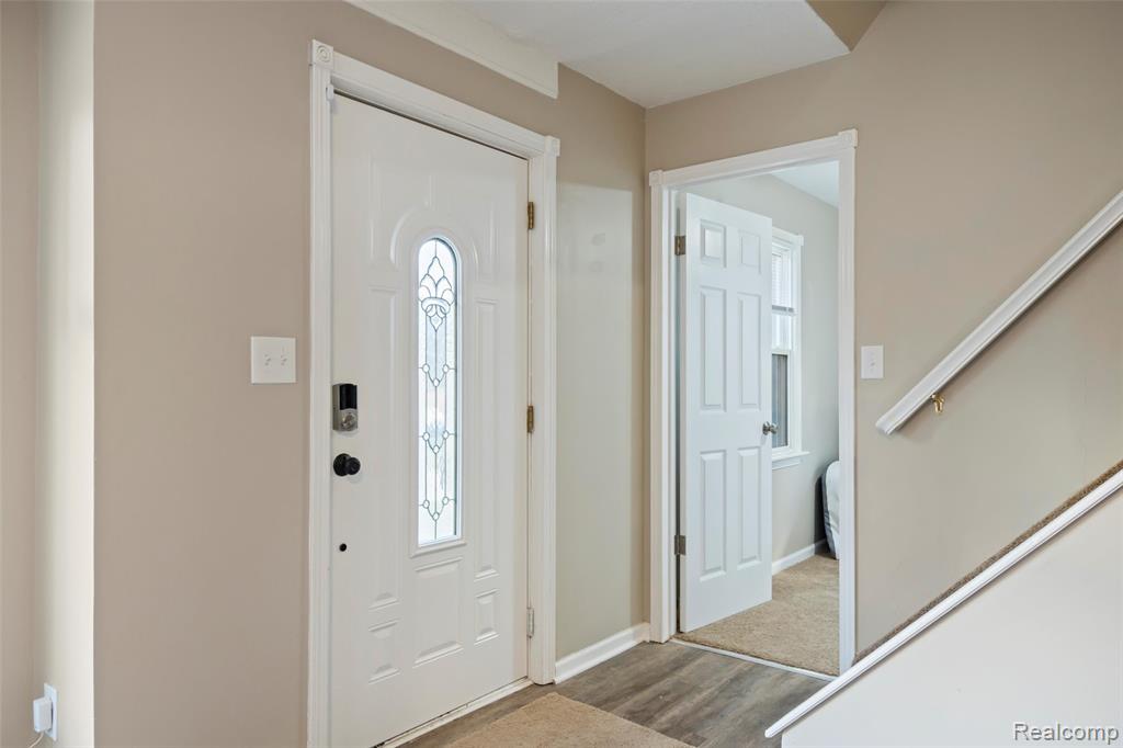 8818 Clippert Street, Taylor, MI 48180 — Photo 6