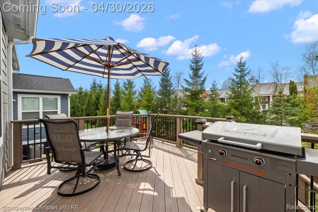 31035 Tremont Lane, Franklin, MI 48025 — Photo 43