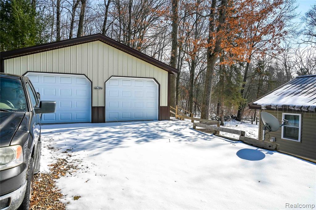 4712 Poplar Drive, Harrison, MI 48625 — Photo 12