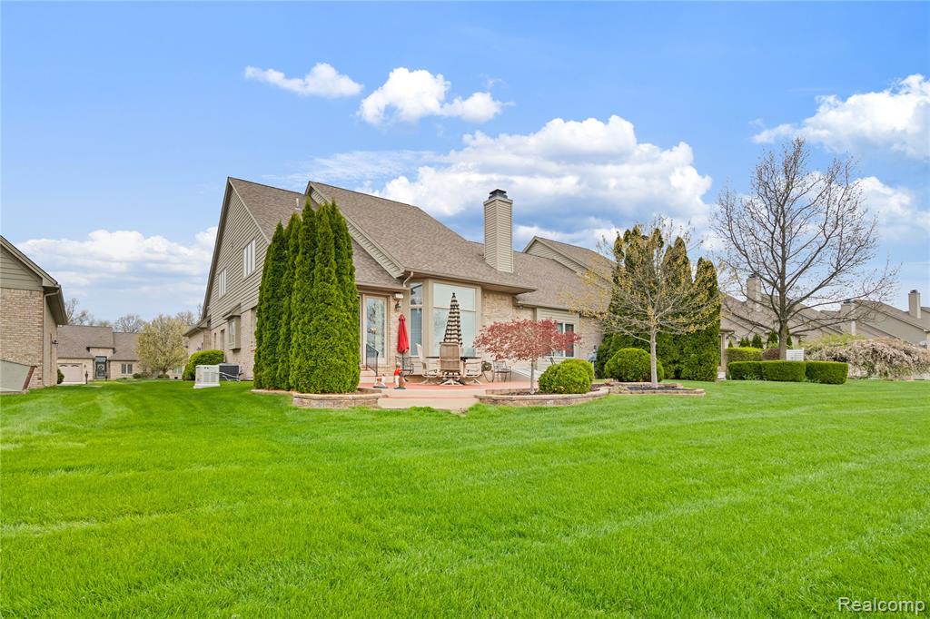 945 Saint James Park Avenue, Monroe, MI 48161 — Photo 48
