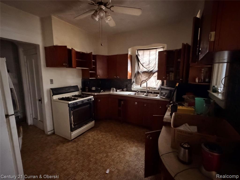 107 McLean Street, Highland Park, MI 48203 — Photo 7