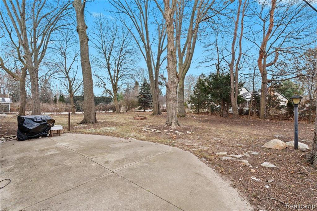 4675 QUARTON Road, Bloomfield Hills, MI 48301 — Photo 34