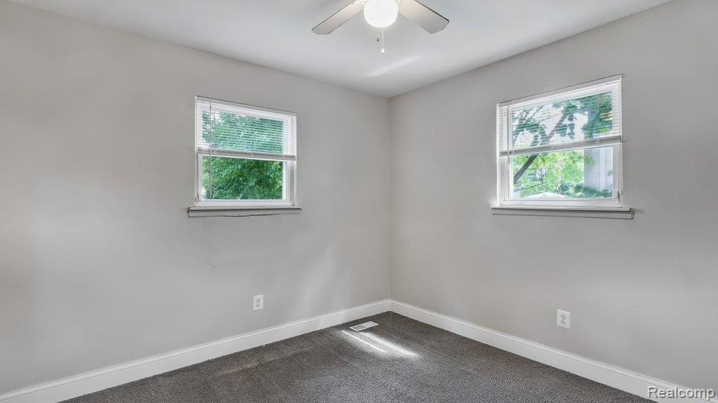 8725 Packard Avenue, Warren, MI 48089 — Photo 8