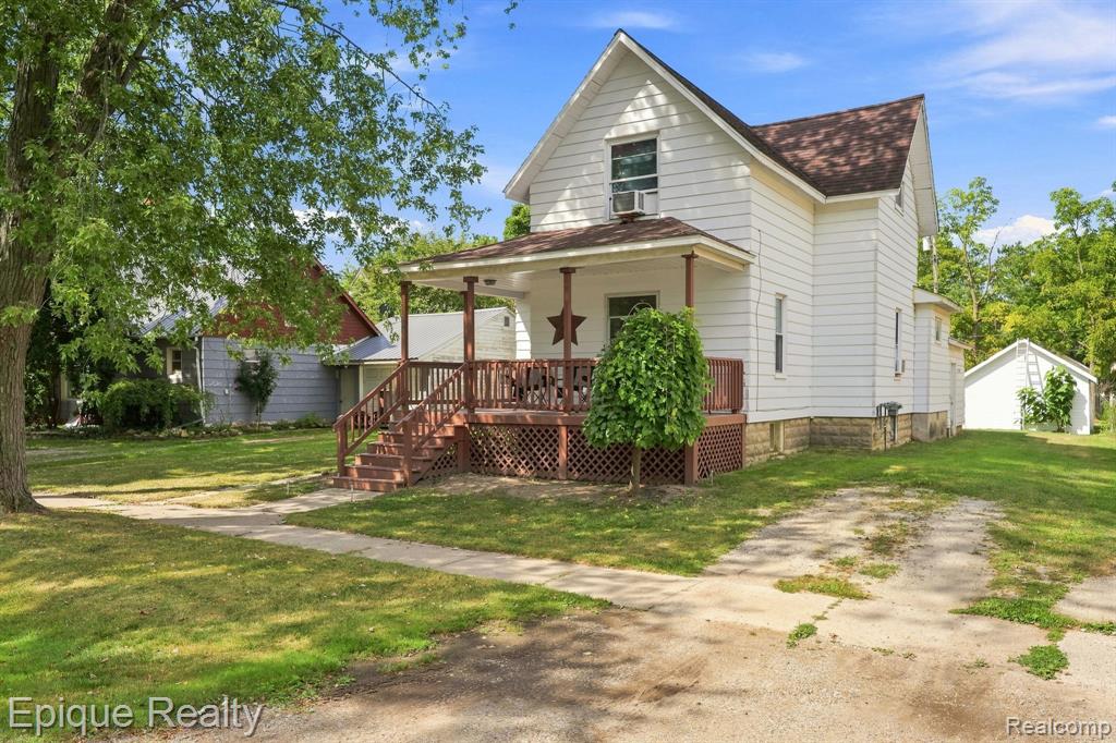 103 N Neeper Street, Capac, MI 48014