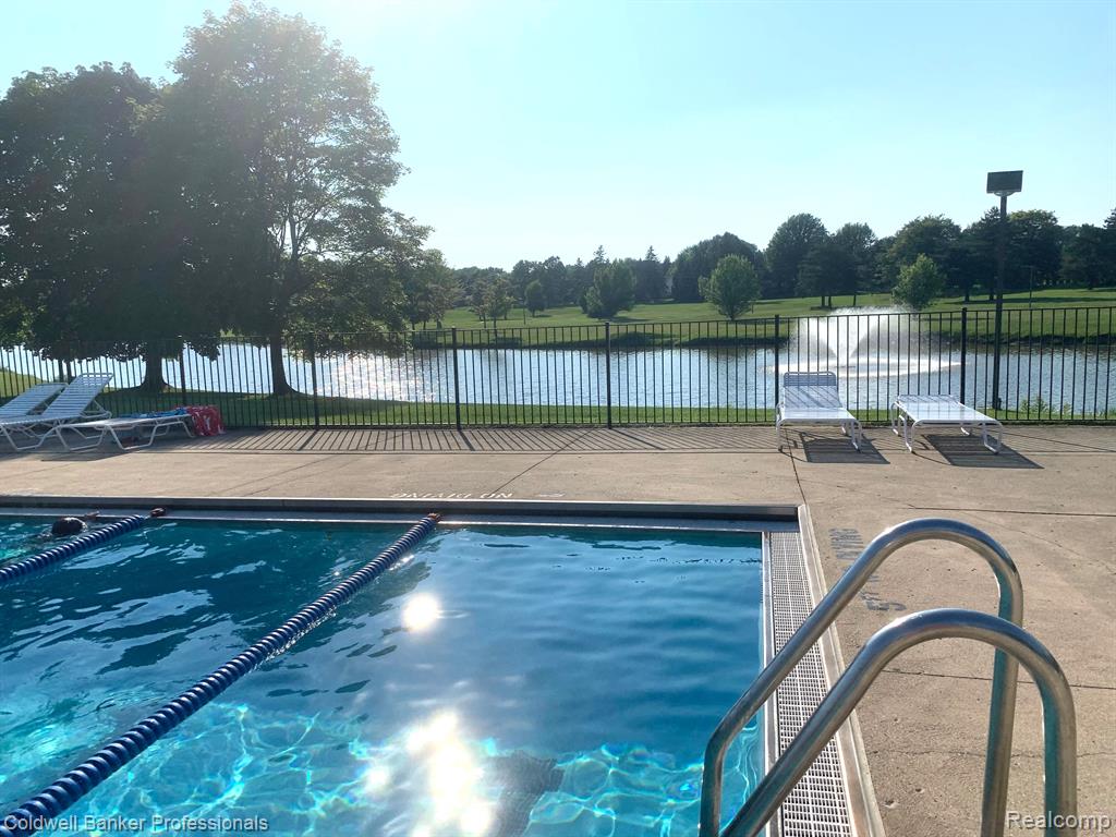 5147 BUCKINGHAM, Troy, MI 48098 — Photo 32