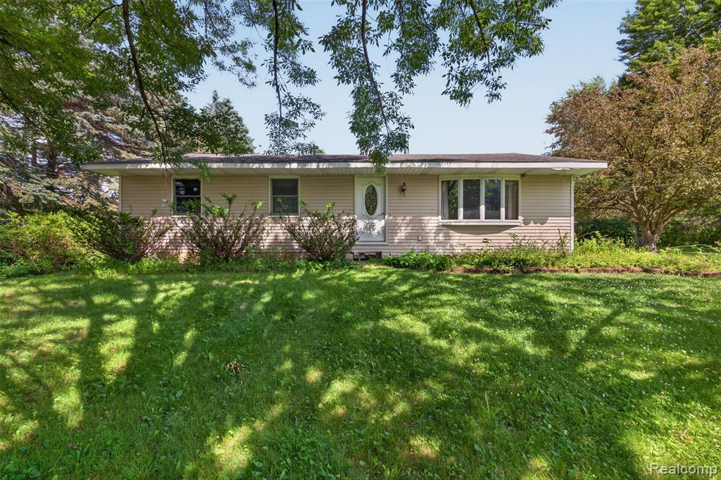 4675 Diehl Road, Metamora, MI 48455