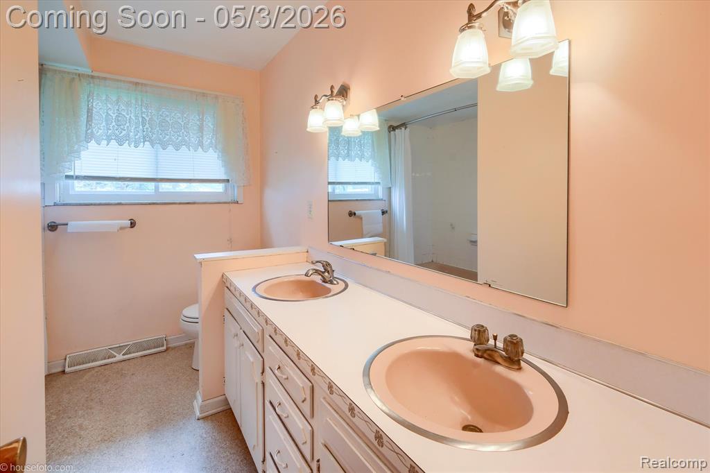 6080 Shattuck Road, Saginaw, MI 48603 — Photo 28