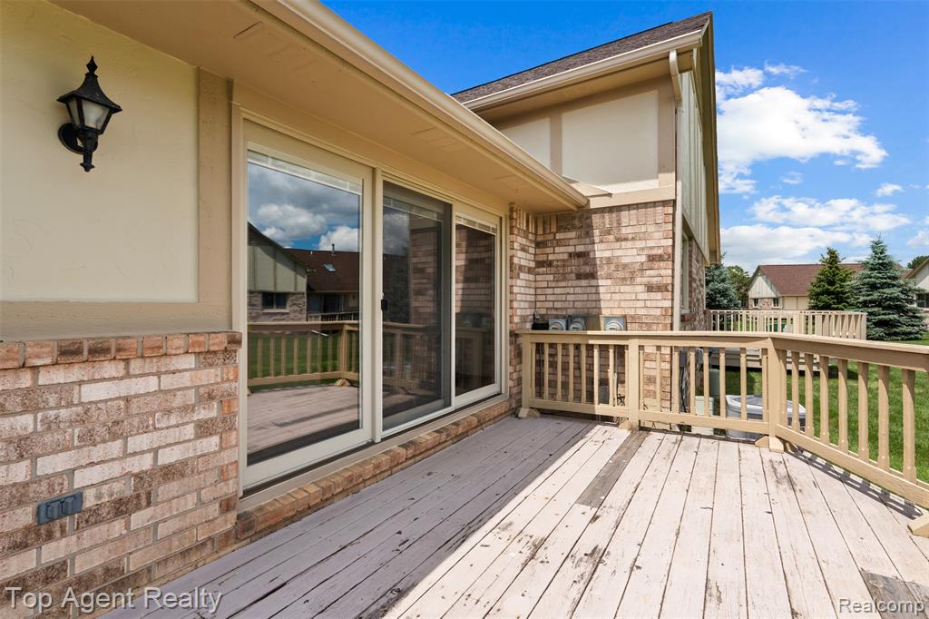 42618 Cassin Way, Clinton Twp, MI 48038 — Photo 28