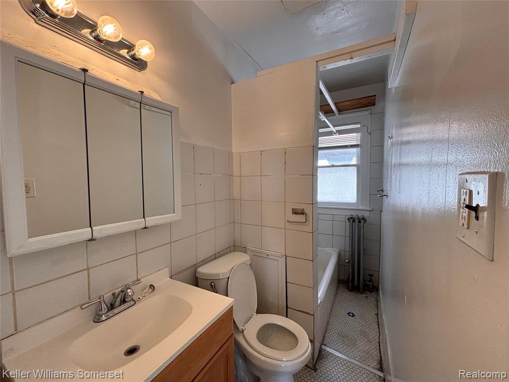 4224 Lois Street, Dearborn, MI 48126 — Photo 8