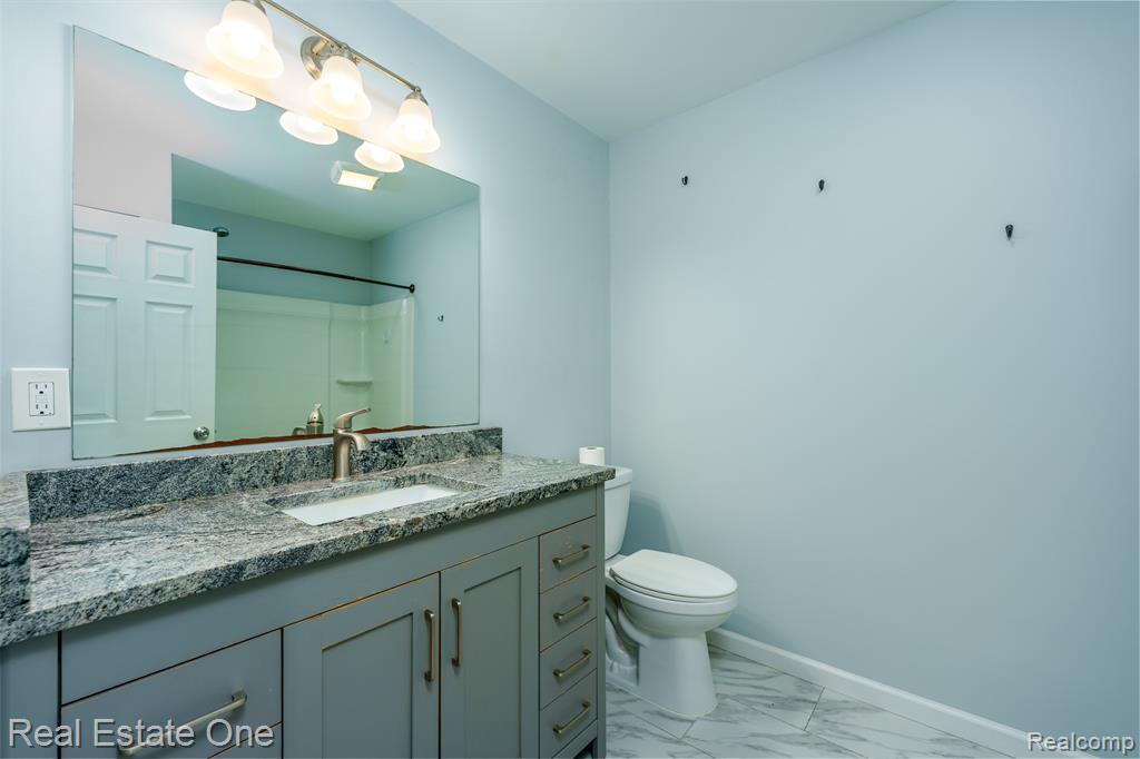 735 Columbiaville Road, Columbiaville, MI 48421 — Photo 21